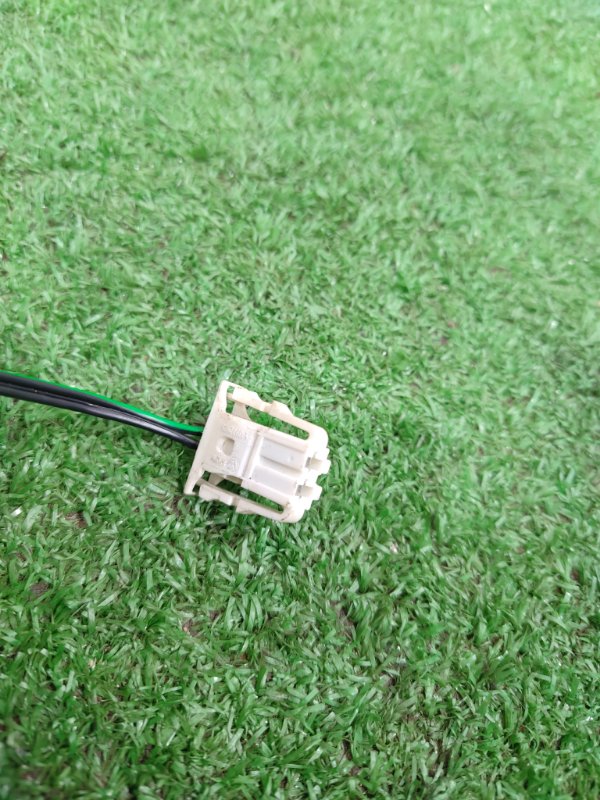 Накладка крепления зеркала, 500 рублей, Красноярск