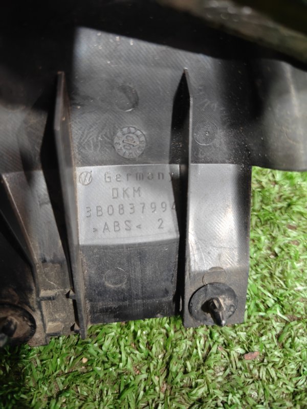 Накладка крепления зеркала, 500 рублей, Красноярск