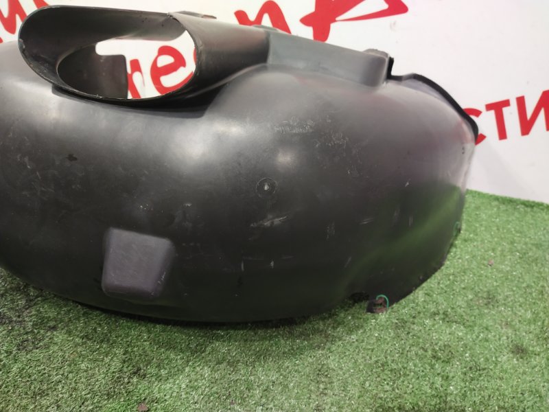 Подкрылок, 700 рублей, Красноярск