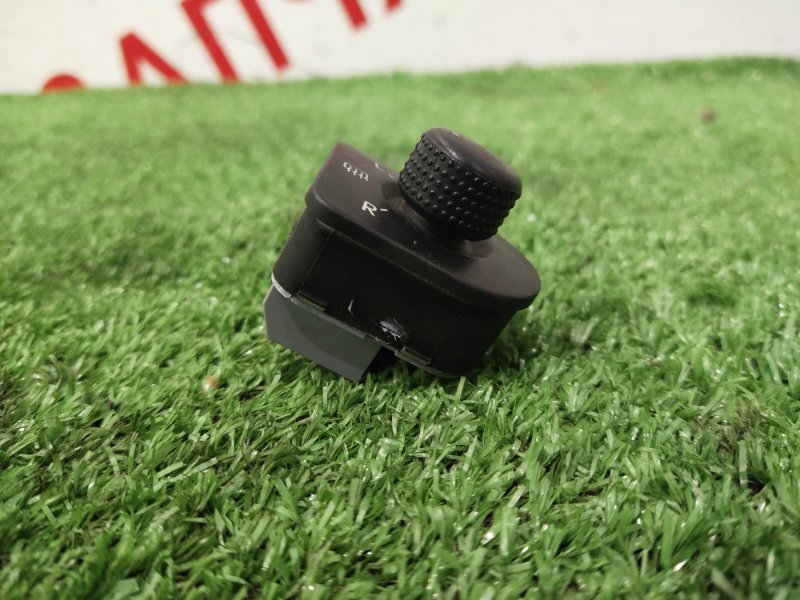 Блок управления зеркалами, 500 рублей, Красноярск