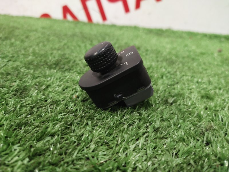 Блок управления зеркалами, 500 рублей, Красноярск