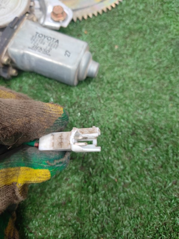 Стеклоподъемник, 300 рублей, Красноярск