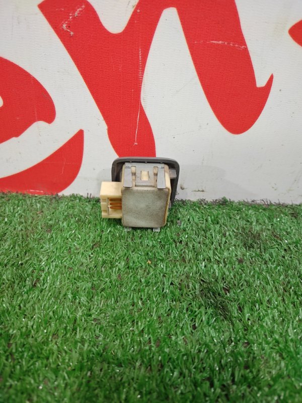 Кнопка стеклоподъемника, 200 рублей, Красноярск