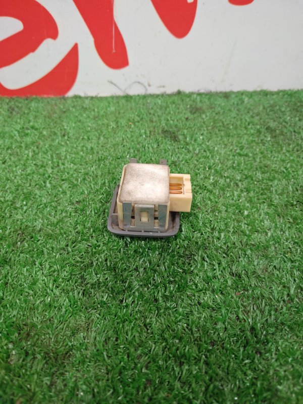 Кнопка стеклоподъемника, 200 рублей, Красноярск