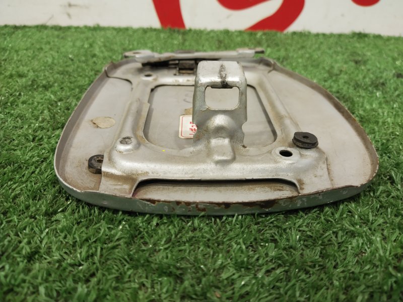 Лючок топливного бака, 200 рублей, Красноярск