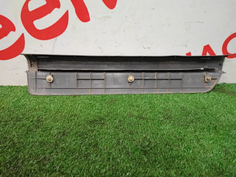 Накладка на порог салона, 500 рублей, Красноярск