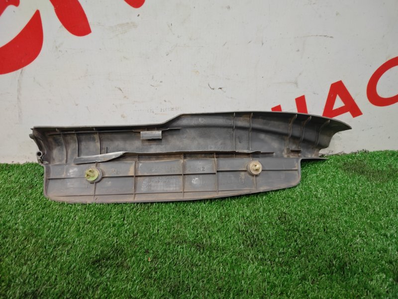 Накладка на порог салона, 300 рублей, Красноярск