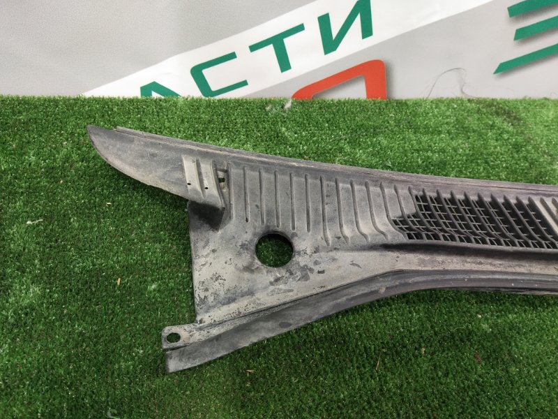 Решетка под лобовое стекло, 300 рублей, Красноярск