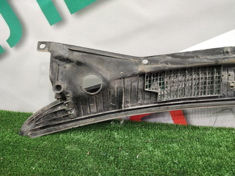 Решетка под лобовое стекло, 300 рублей, Красноярск