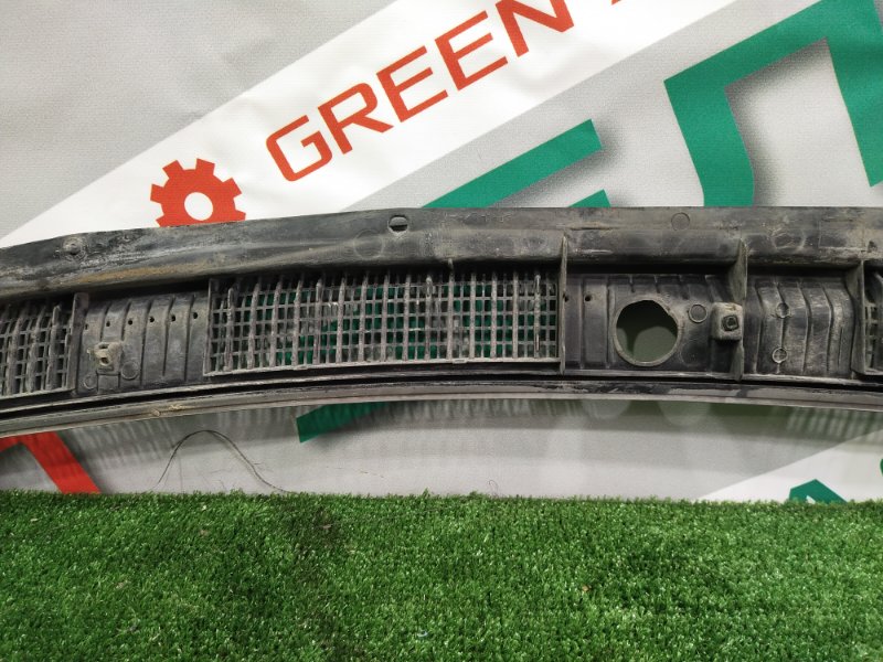 Решетка под лобовое стекло, 300 рублей, Красноярск