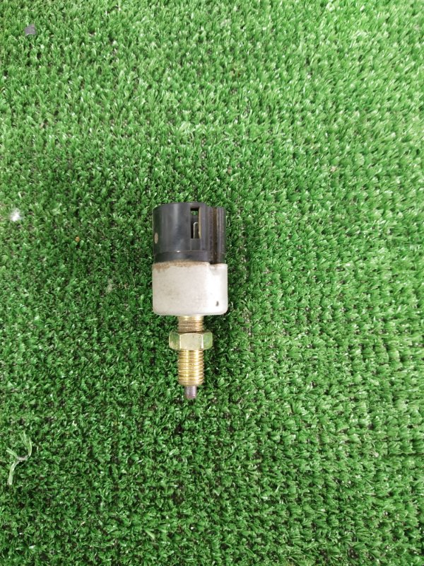 Концевик педали тормоза, 200 рублей, Красноярск