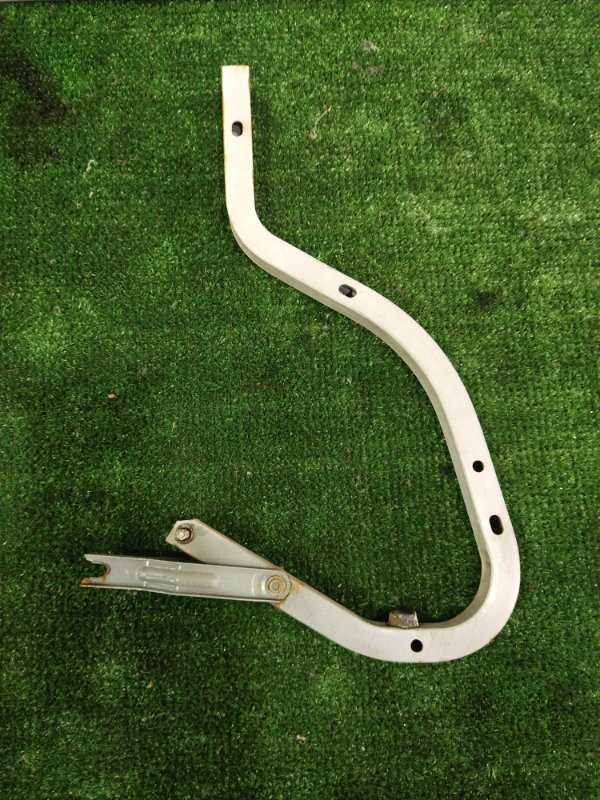 Петля крышки багажника, 1500 рублей, Красноярск