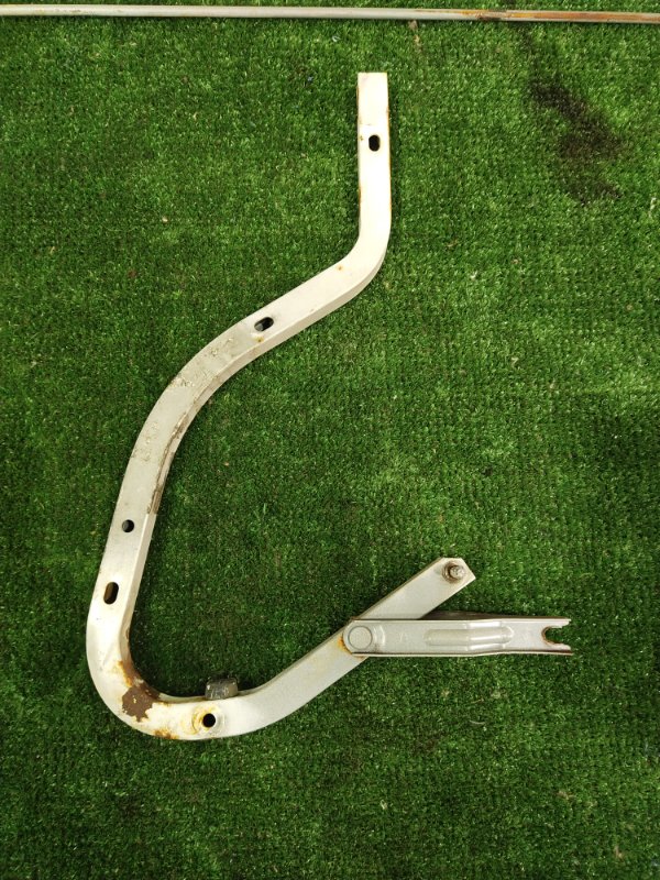 Петля крышки багажника, 1500 рублей, Красноярск