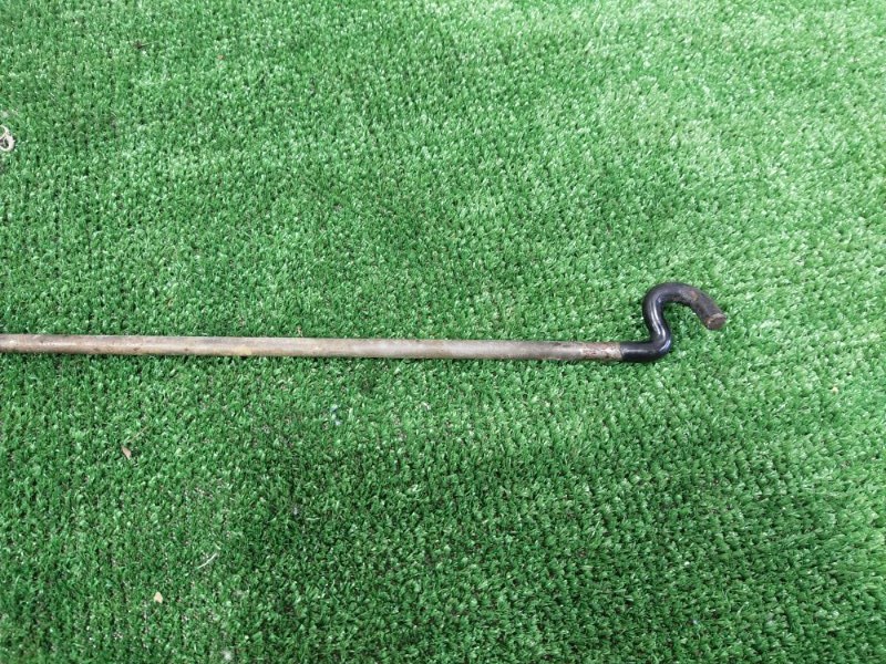 Упор капота, 300 рублей, Красноярск