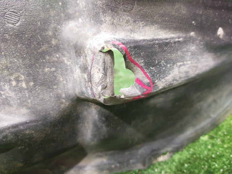 Подкрылок, 1000 рублей, Красноярск