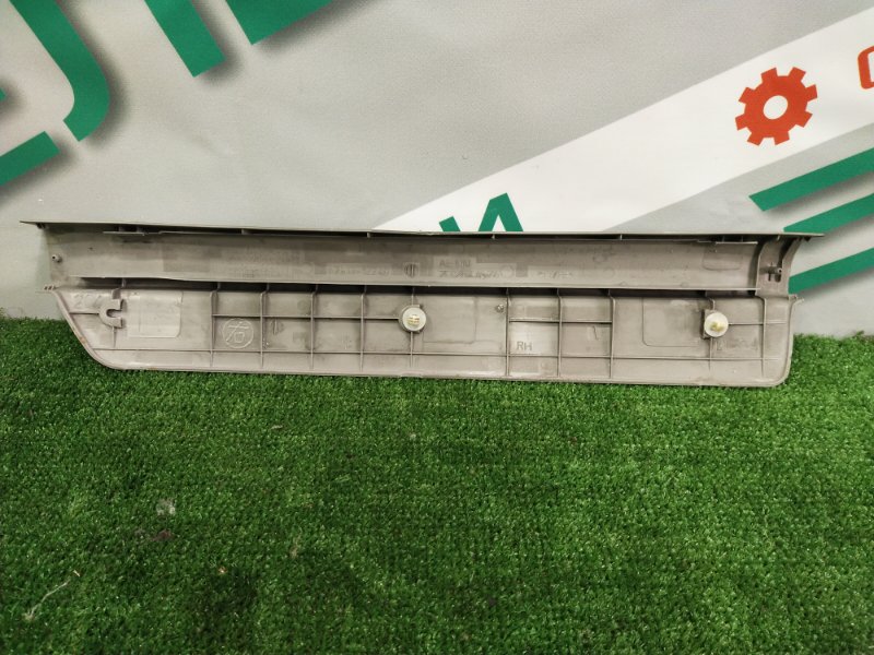 Накладка на порог салона, 500 рублей, Красноярск