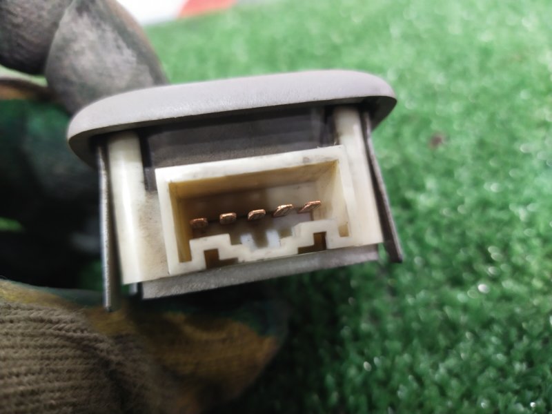 Кнопка стеклоподъемника, 200 рублей, Красноярск