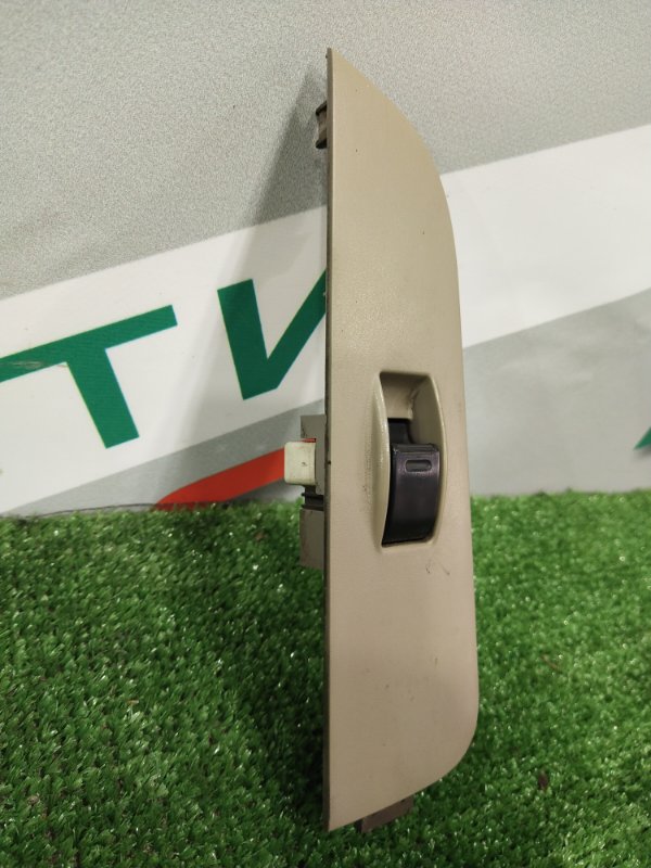 Кнопка стеклоподъемника, 200 рублей, Красноярск