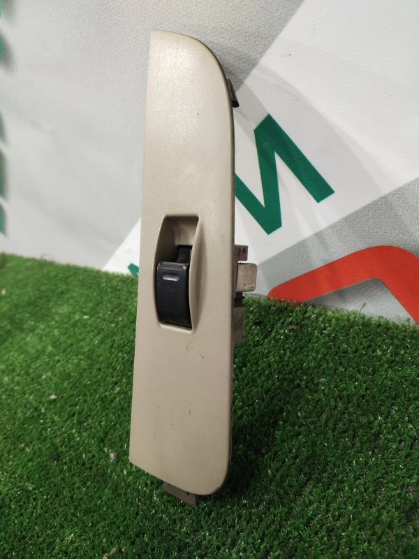 Кнопка стеклоподъемника, 200 рублей, Красноярск