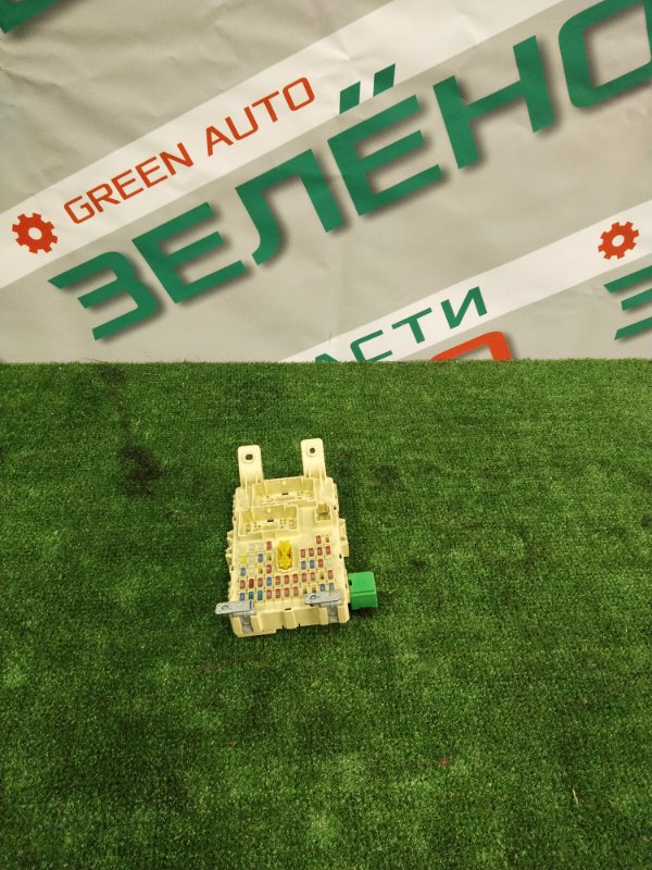 Блок предохранителей салонный, 2000 рублей, Красноярск