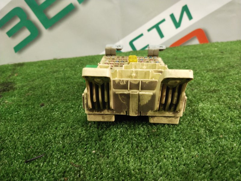 Блок предохранителей салонный, 2000 рублей, Красноярск