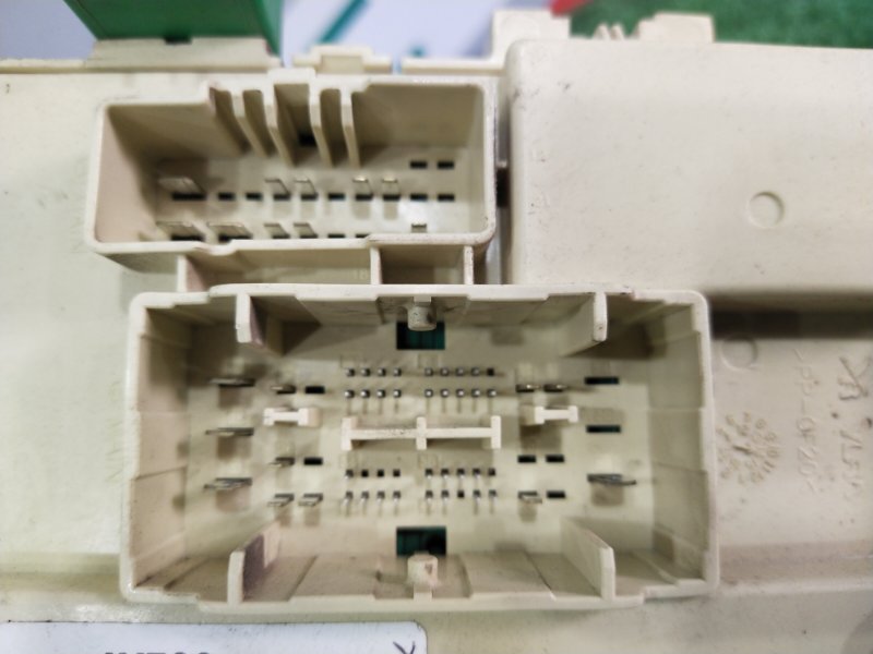 Блок предохранителей салонный, 2000 рублей, Красноярск