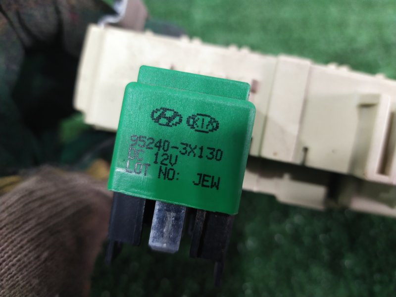 Блок предохранителей салонный, 2000 рублей, Красноярск