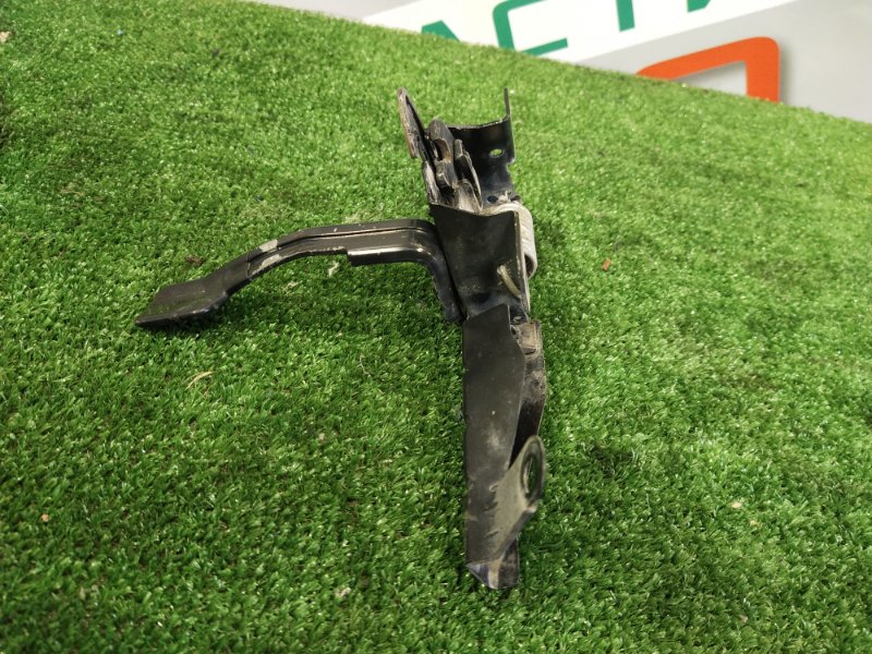 Замок капота, 900 рублей, Красноярск