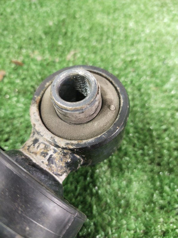 Амортизатор, 500 рублей, Красноярск