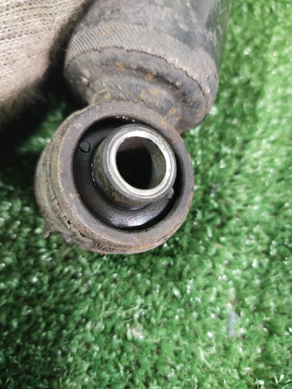 Амортизатор, 500 рублей, Красноярск