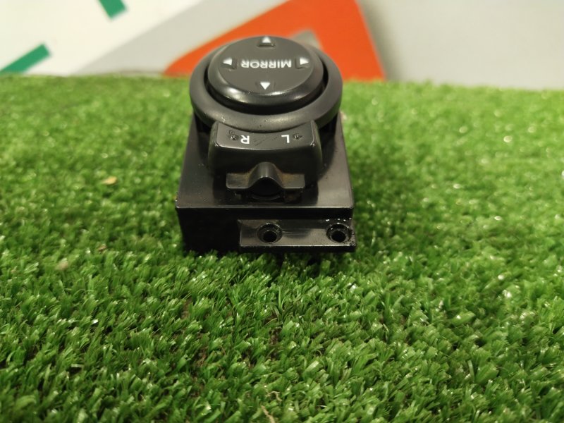 Блок управления зеркалами, 500 рублей, Красноярск