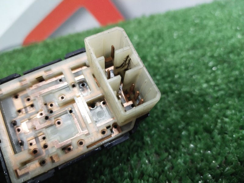 Блок управления зеркалами, 500 рублей, Красноярск