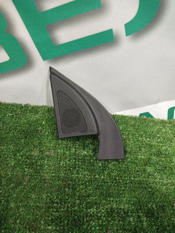 Накладка крепления зеркала, 500 рублей, Красноярск