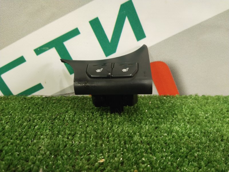 Кнопка обогрева сидений, 1000 рублей, Красноярск