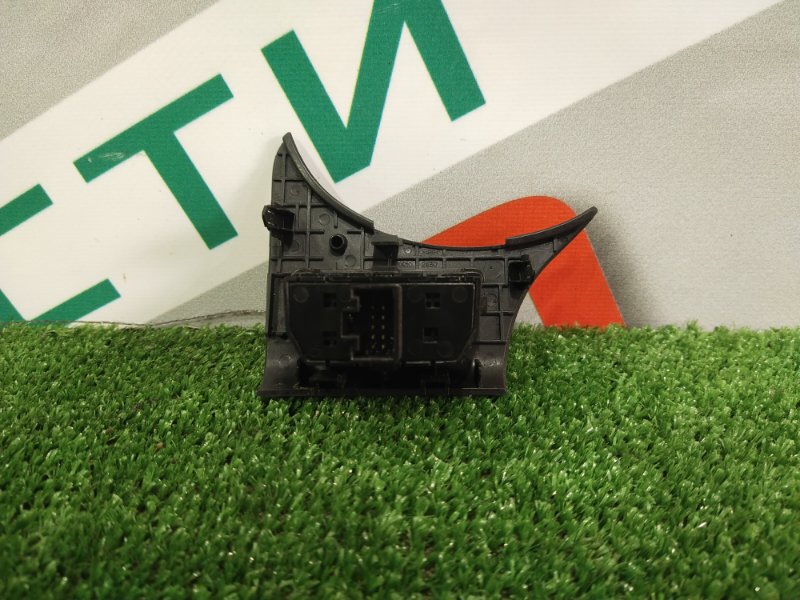 Кнопка обогрева сидений, 1000 рублей, Красноярск