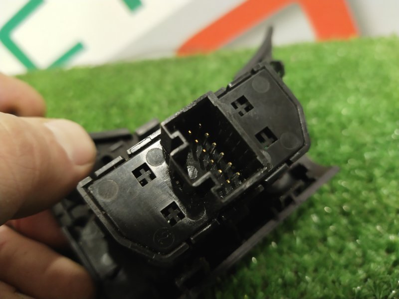 Кнопка обогрева сидений, 1000 рублей, Красноярск