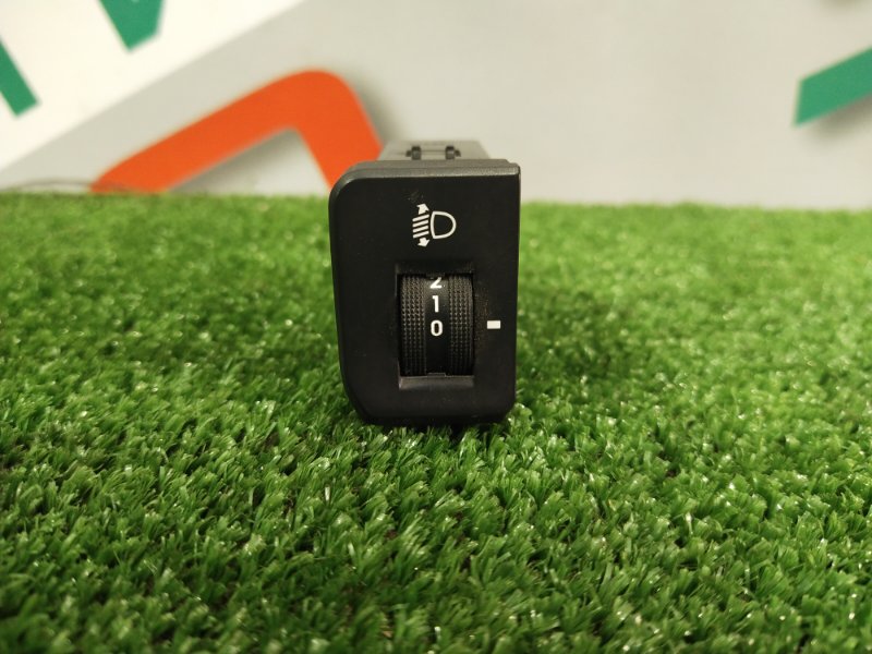 Кнопка корректора фар, 400 рублей, Красноярск