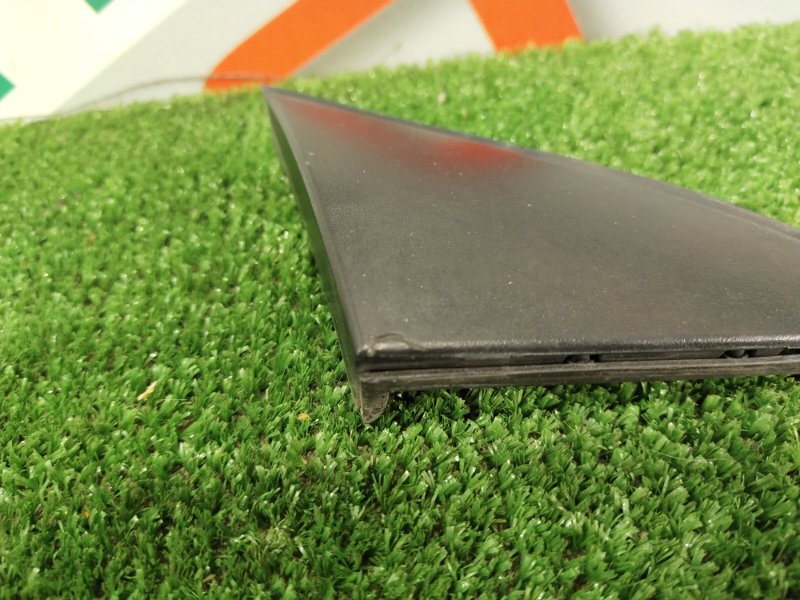 Уголок крыла, 700 рублей, Красноярск