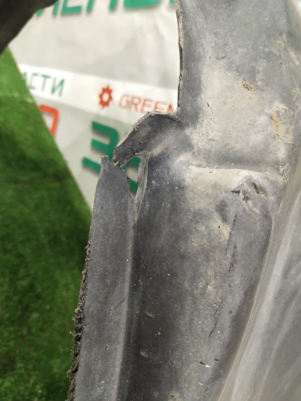 Подкрылок, 300 рублей, Красноярск