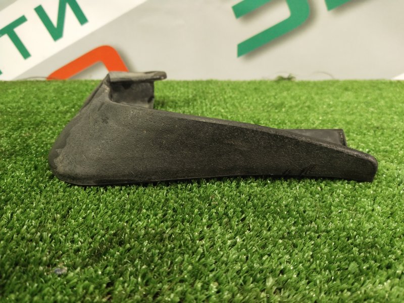 Брызговик, 300 рублей, Красноярск