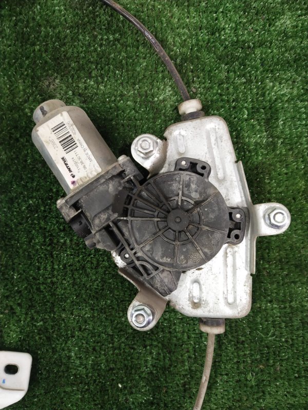 Стеклоподъемник, 1000 рублей, Красноярск