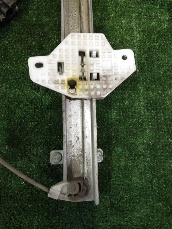 Стеклоподъемник, 1000 рублей, Красноярск