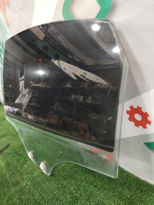 Стекло боковое, 2000 рублей, Красноярск