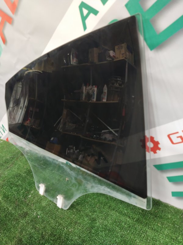 Стекло боковое, 2000 рублей, Красноярск