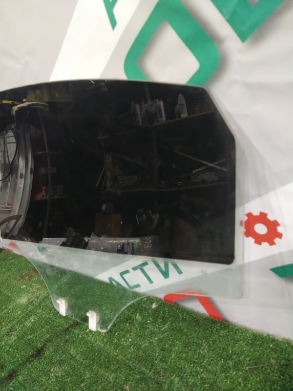 Стекло боковое, 2000 рублей, Красноярск