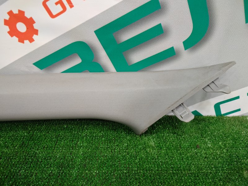 Накладка стойки лобового стекла, 500 рублей, Красноярск