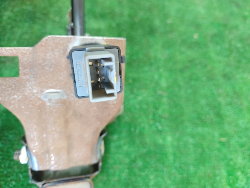 Педаль тормоза, 500 рублей, Красноярск