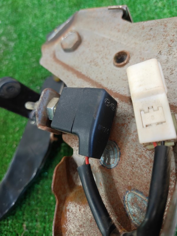 Педаль сцепления, 500 рублей, Красноярск