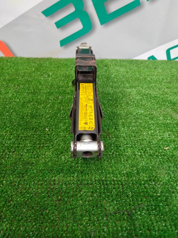 Домкрат, 2000 рублей, Красноярск