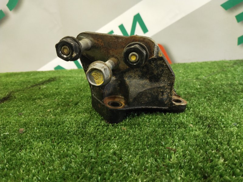 Кронштейн двигателя, 1300 рублей, Красноярск